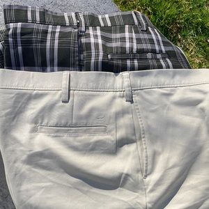 Bundle of two pair-Haggar H26 golf shorts for men. 40 waist. Good condition.